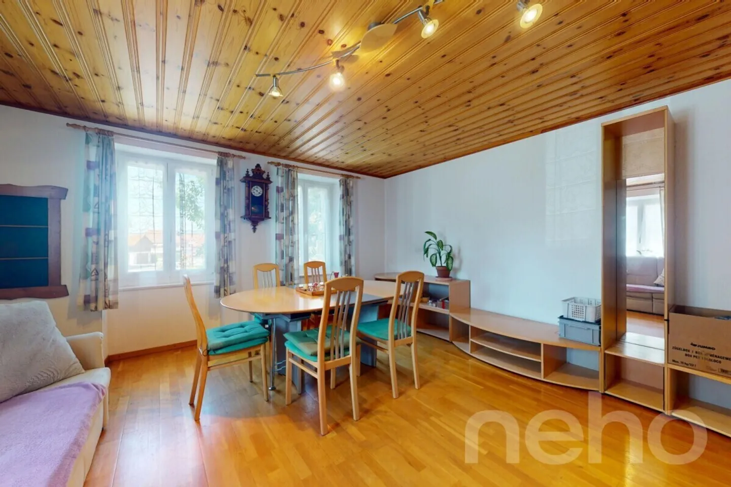 Familienhaus zur Renovierung mit einzigartigem Baupotenzial in Fey - Foto 9 von 13