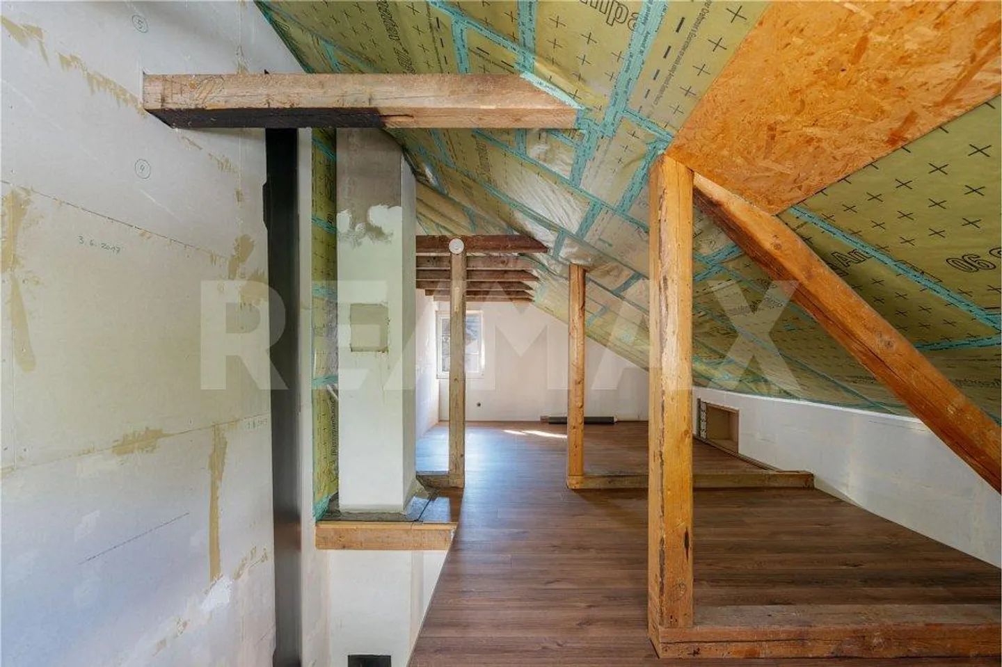 (Vacances) Maison semi-détachée attendant ses dernières retouches - Photo 10 sur 13