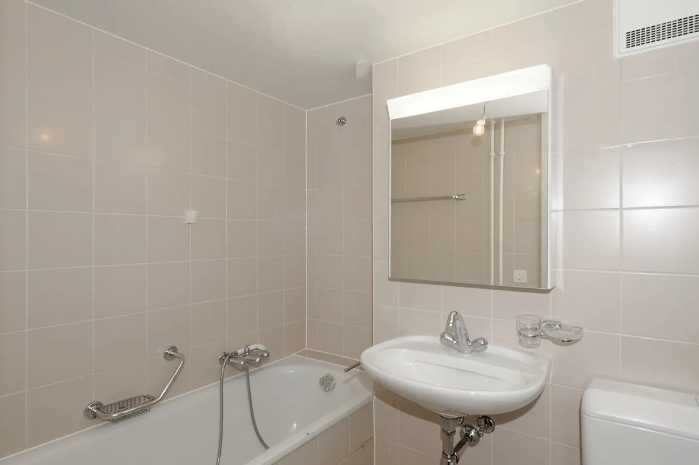 Rare: Appartement en plein coeur des rues basses - Photo 11 sur 11