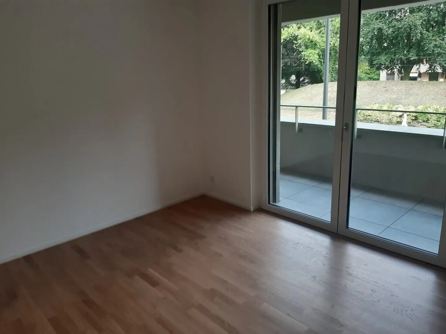 Beautiful apartment located in a new building - Close to M1 - Photo 5 of 12