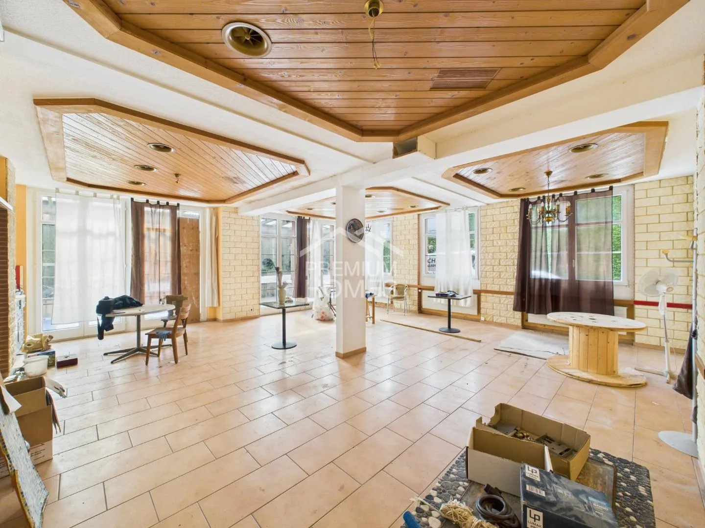 Residential building for sale - Photo 5 of 7