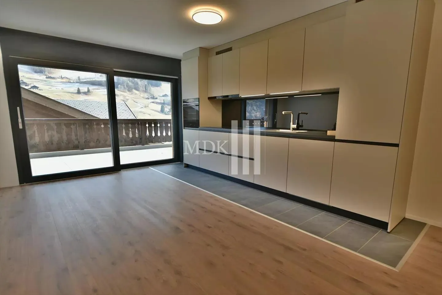 Appartamento in affitto - Foto 2 di 9