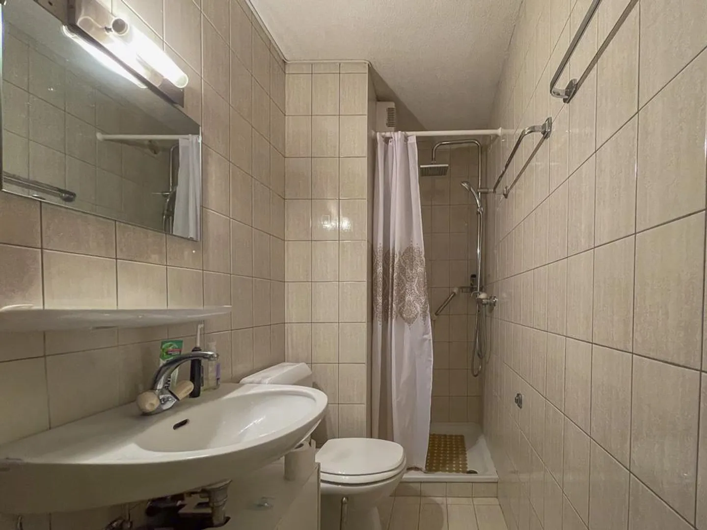 Casa singola in affitto - Foto 8 di 13