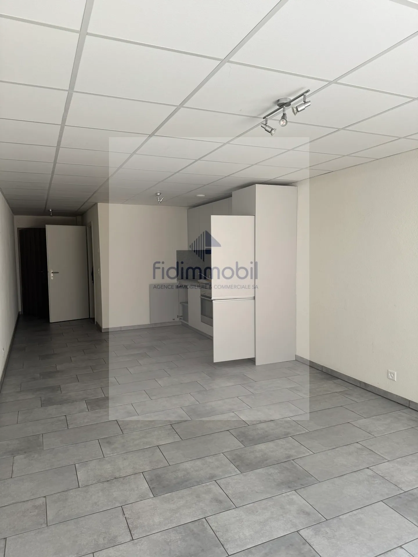 Appartamento in affitto - Foto 3 di 5