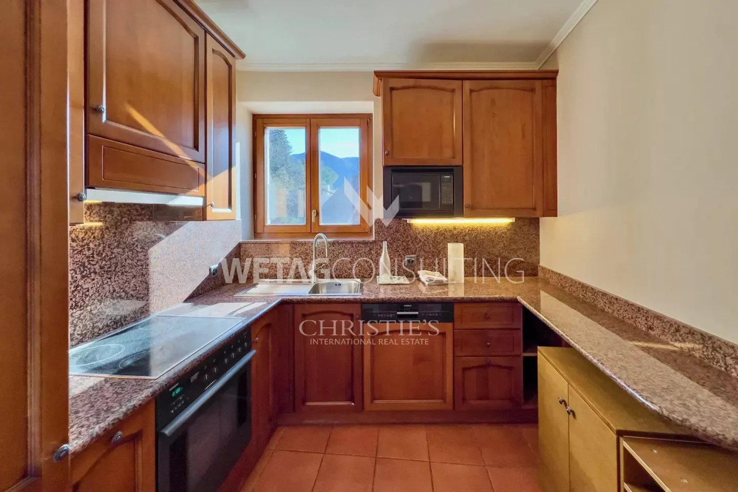 Ruvigliana: Appartamento con vista lago mozzafiato e piscina in vendita - Foto 4 di 10