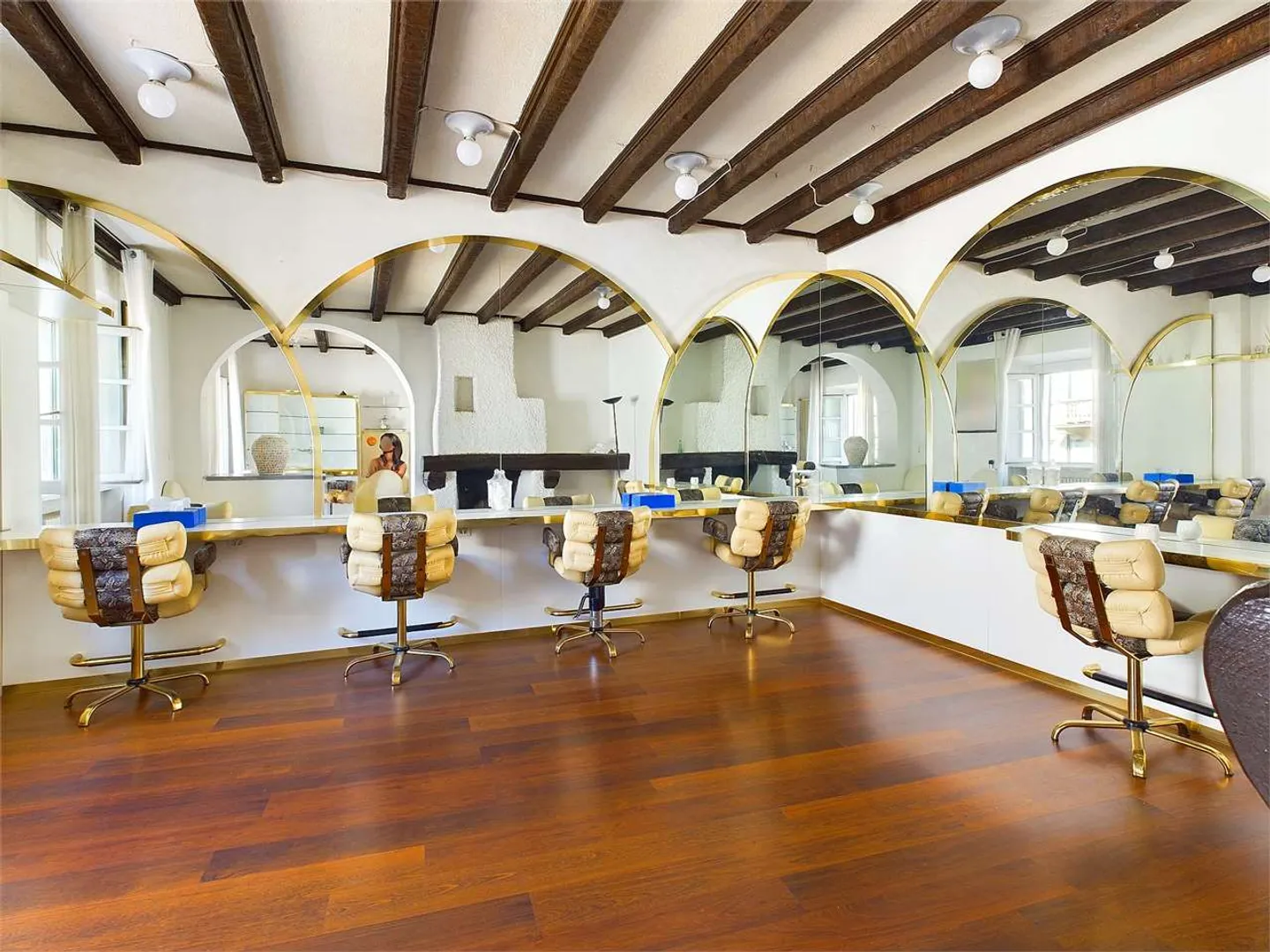 Edificio altamente redditizio in vendita a Chiasso - Foto 5 di 13