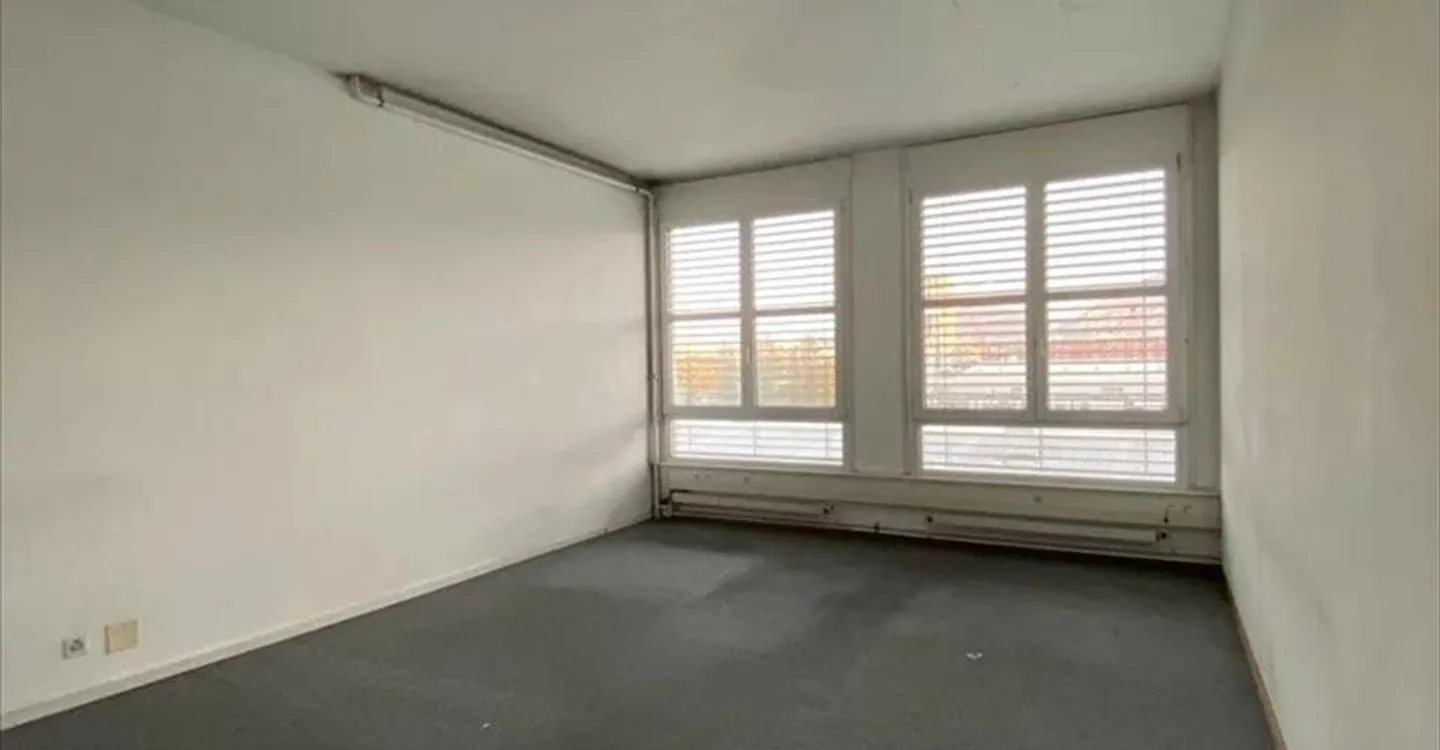 Immeuble mixte à louer - Photo 5 sur 7