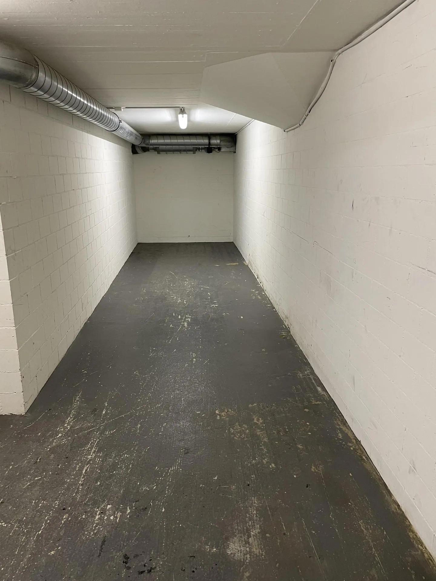 Espace de stockage ou pièce hobby à Winterthour - Photo 1 sur 4