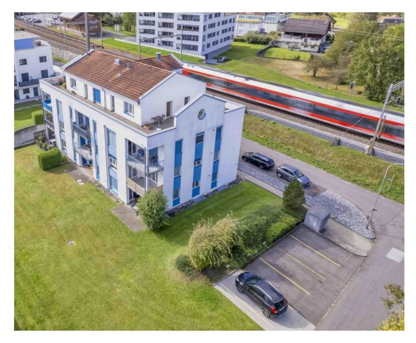 Aussenparkplatz am Bahnweg 1 in Trübbach zu vermieten - Foto 1 von 3