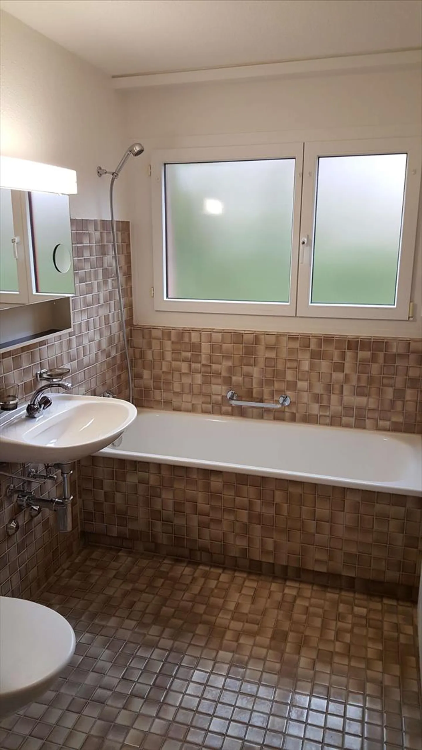 Appartement 3.5 pièces - Foto 3 von 5