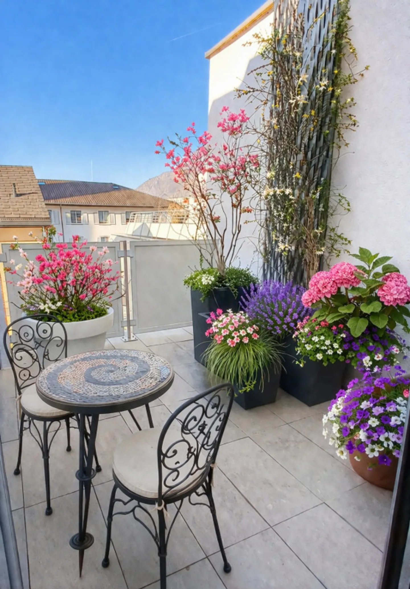 Attique d'exception avec terrasse - Photo 10 sur 12
