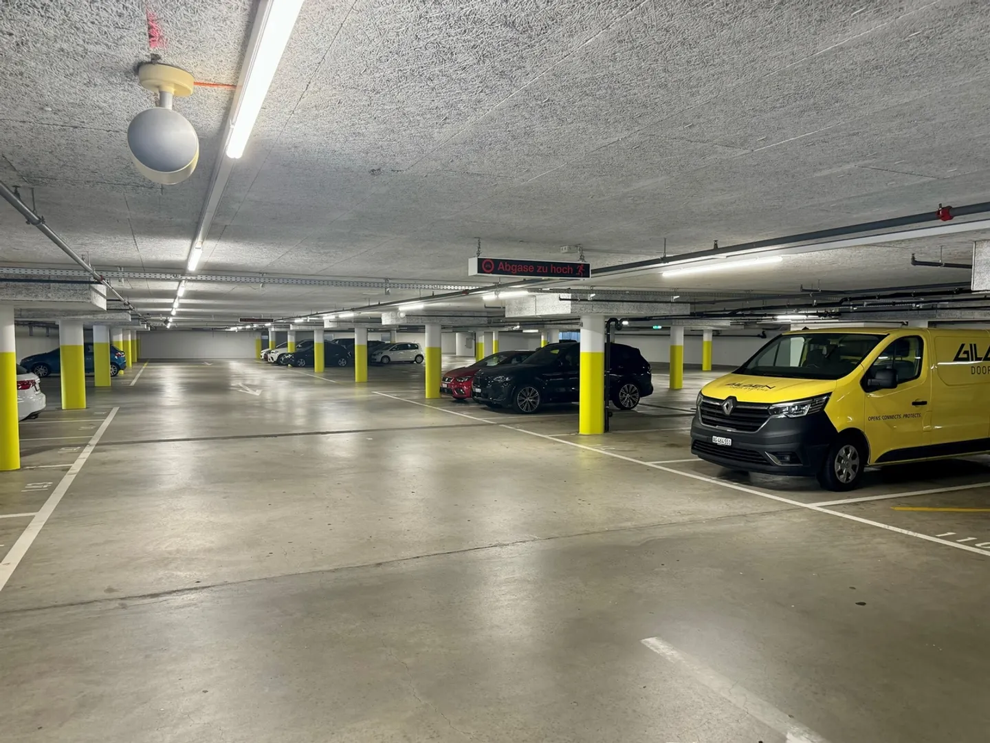 My new warehouse in Retailpark Oftringen - Photo 3 of 6