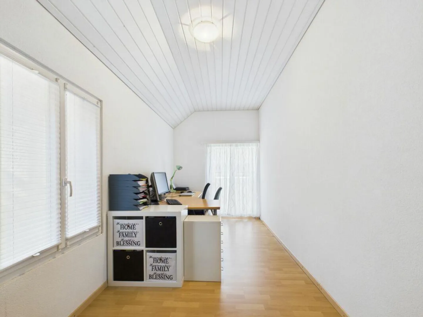 Casa a schiera spaziosa e ben tenuta di 6,5 stanze ai margini di... - Foto 10 di 12