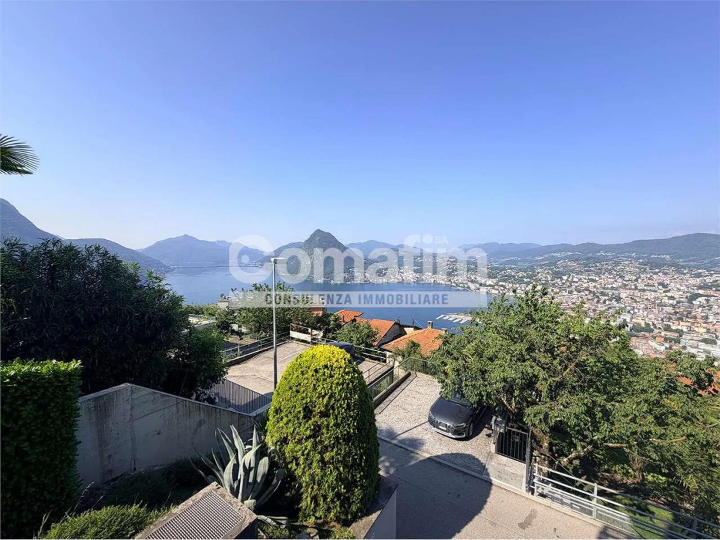 Aldesago - 3 rooms with dream lake view - Photo 2 of 11
