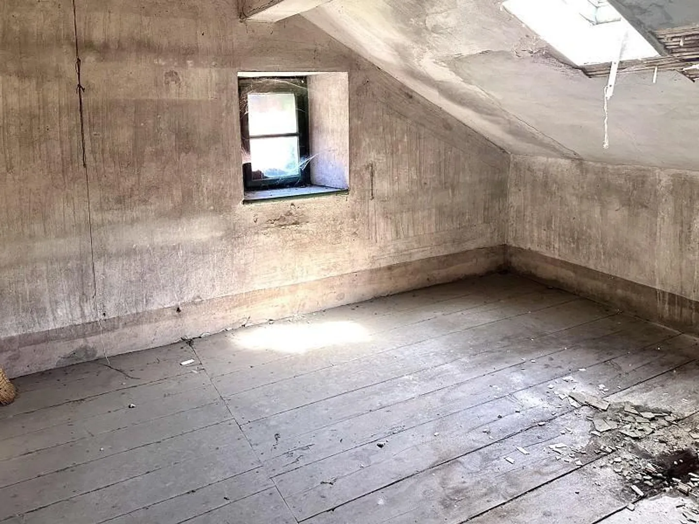 Geräumiges Haus mit Garten - Foto 19 von 24