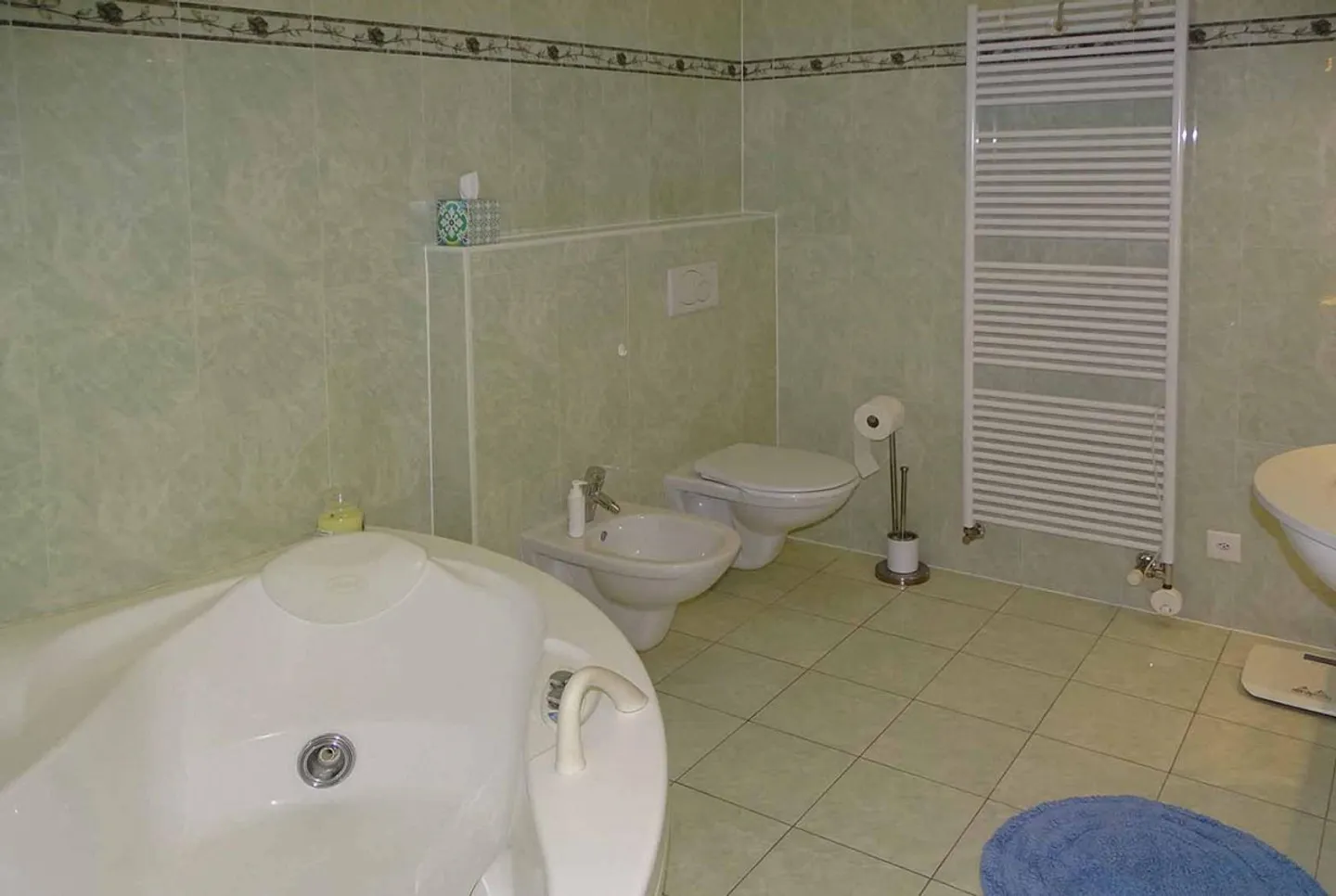 Ampio appartamento di 2,5 locali in una residenza prestigiosa a Maroggia - Foto 7 di 10