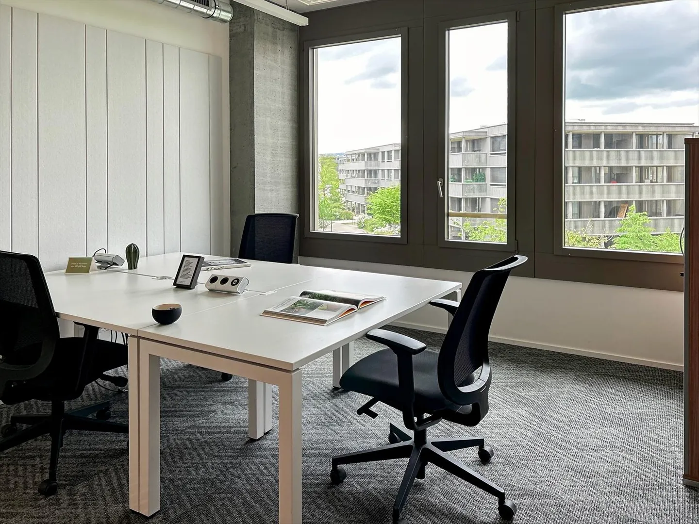 Wunderschön eingerichtete Büroräume für 2 Personen in Spaces Suurstoffi - Foto 1 von 15