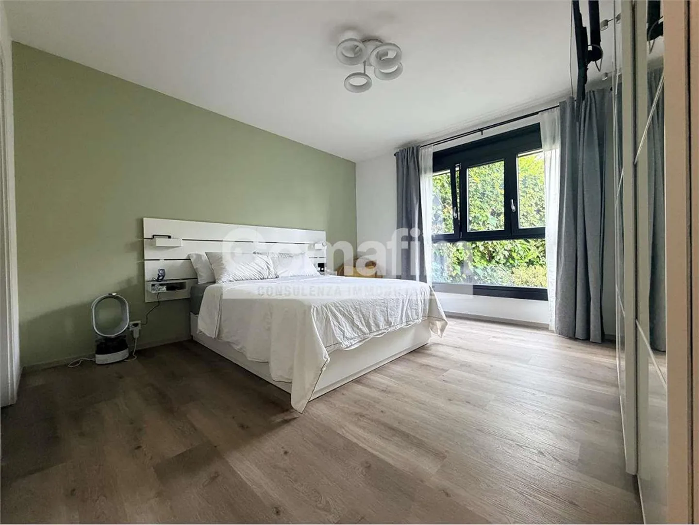 Aldesago - 3 rooms with dream lake view - Photo 8 of 11
