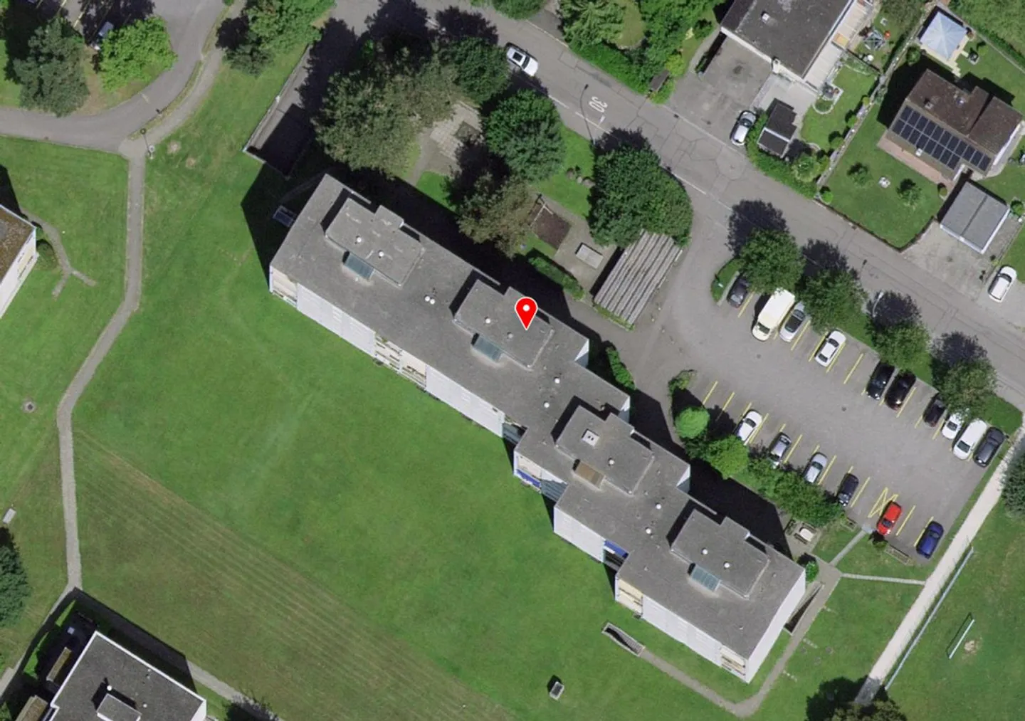 Appartement 4.5 pièces dans un emplacement calme d'Oberentfelden - Photo 2 sur 13