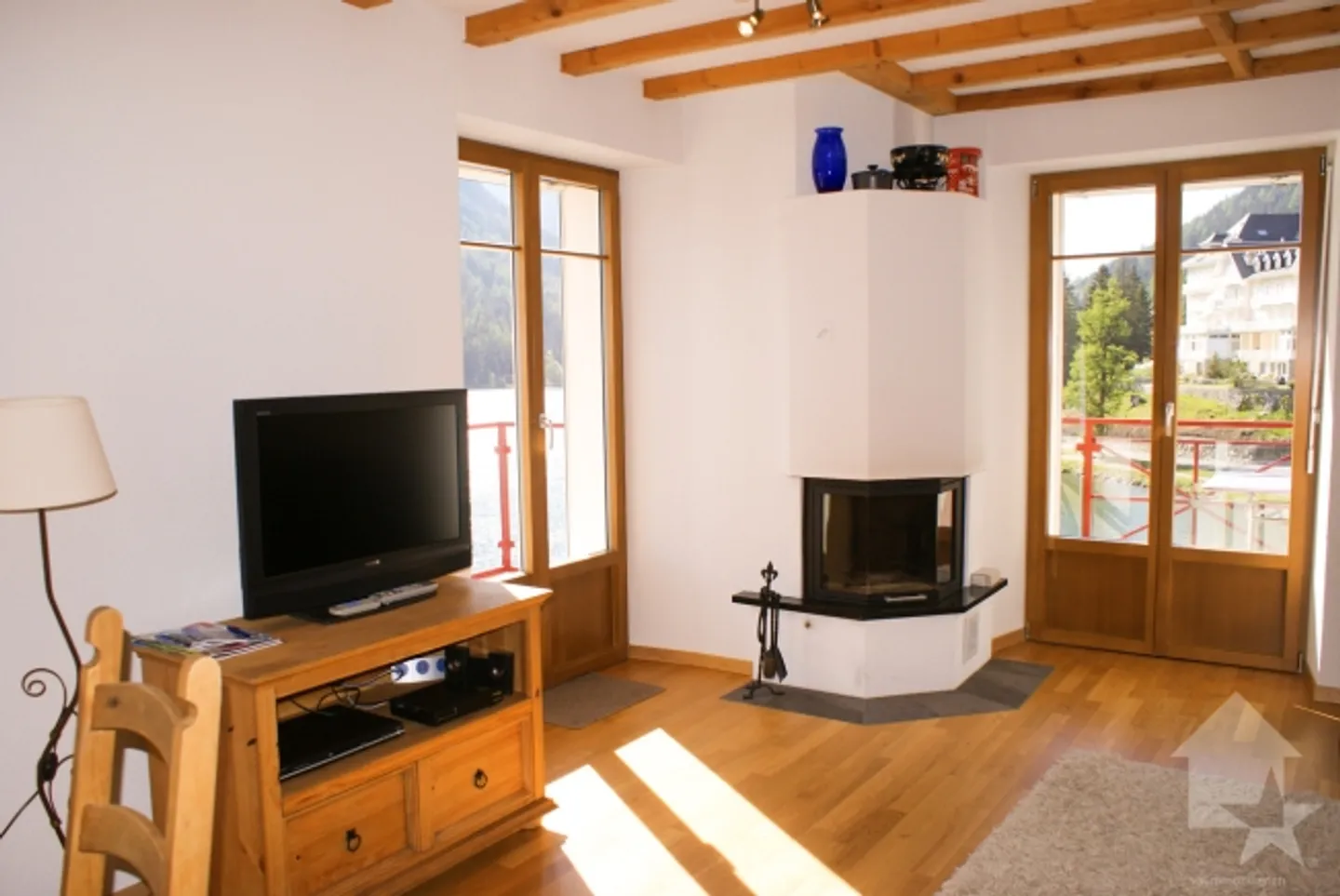 Magnifico appartamento attico con vista lago mozzafiato - Foto 5 di 13