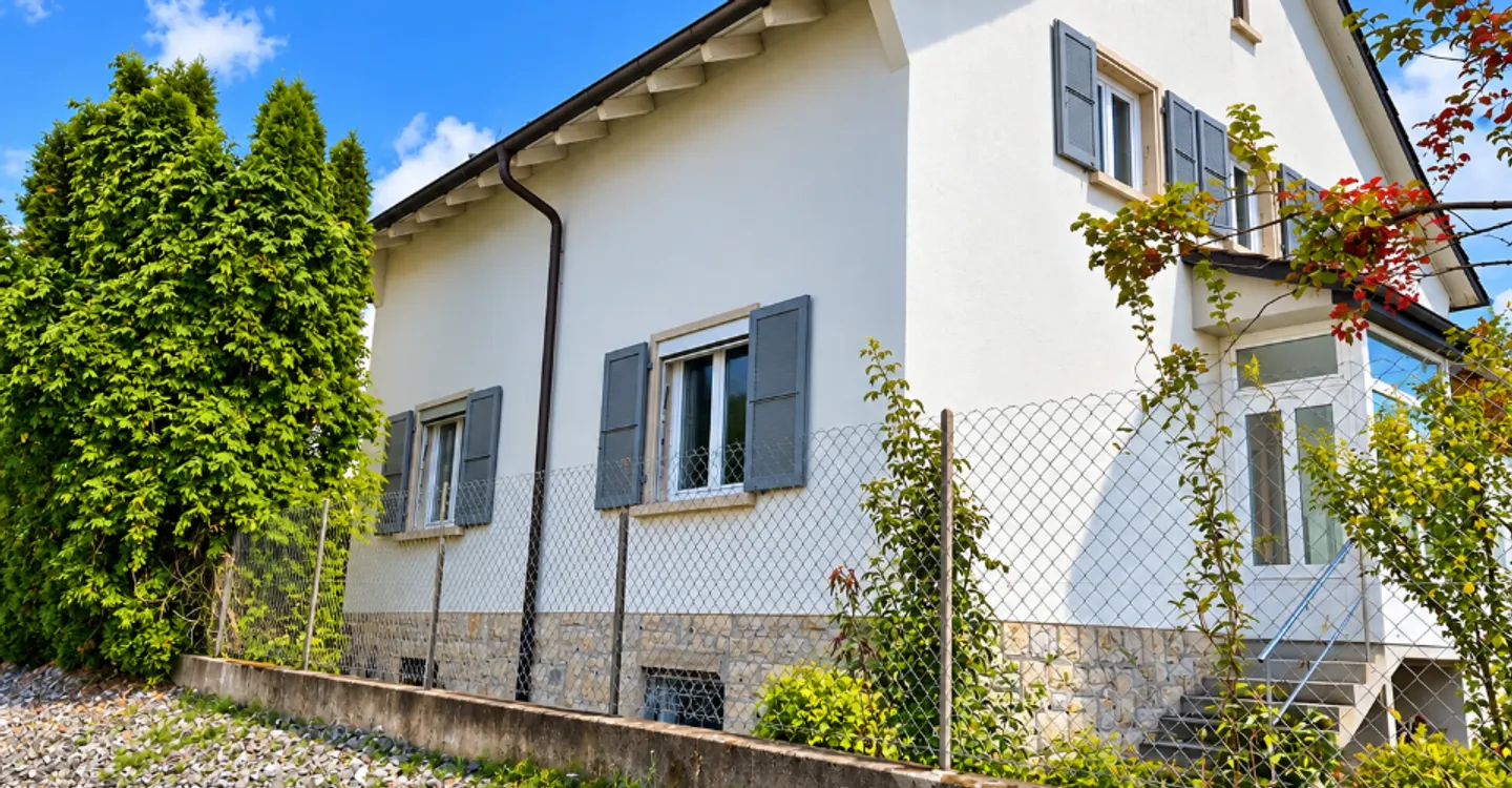 Charmantes Familienhaus mit privatem Garten in Porrentruy - Foto 9 von 11
