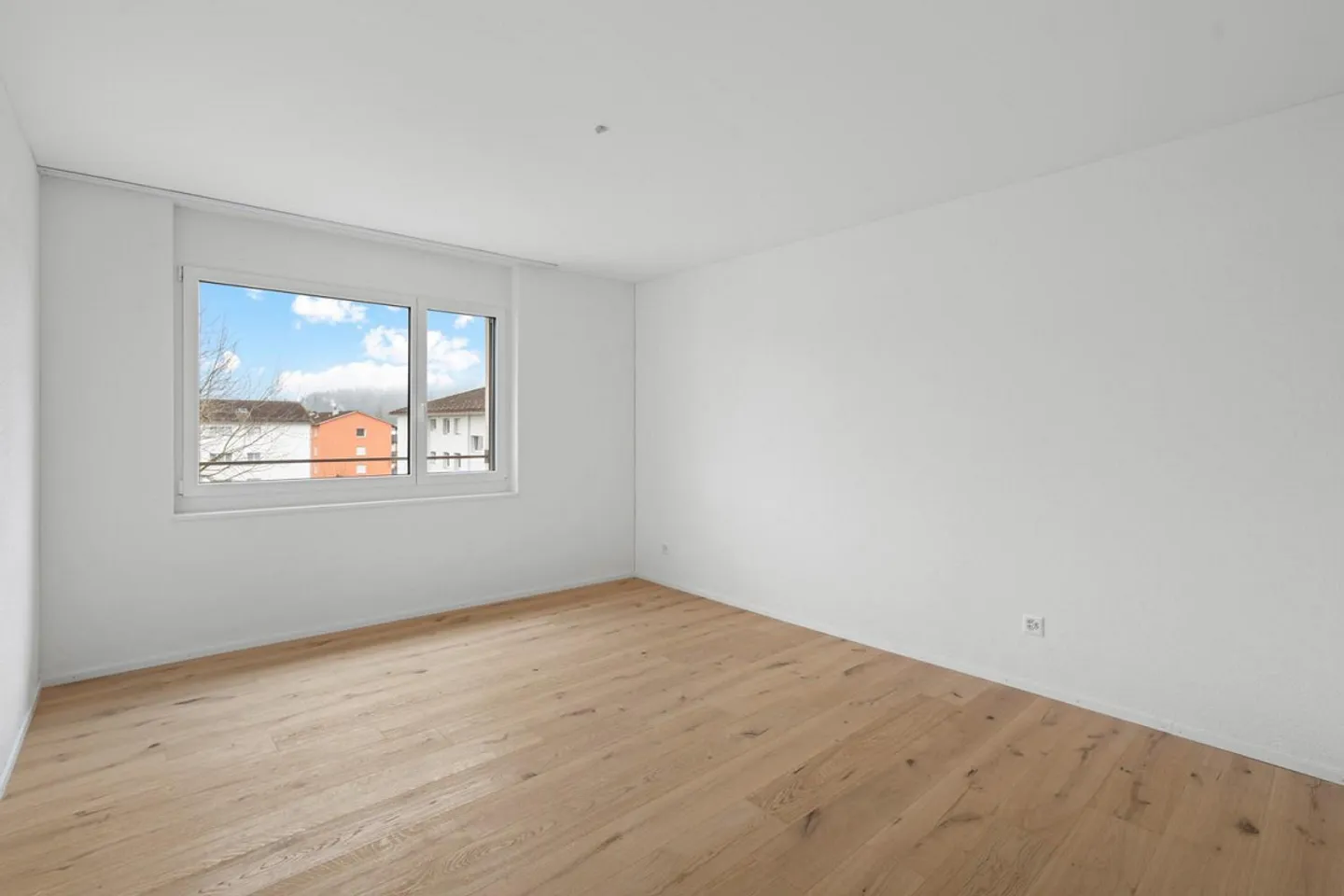 FIRST RENTAL after COMPLETE RENOVATION! 4.5-room apartment! NEW PHOTOS! - Photo 7 of 15