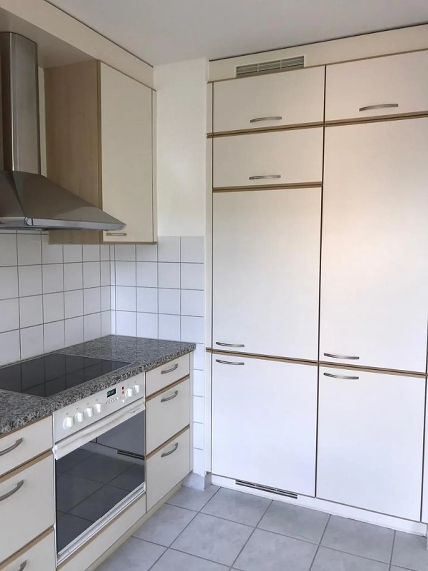Superbe appartement avec balcon à louer ... - Photo 2 sur 11