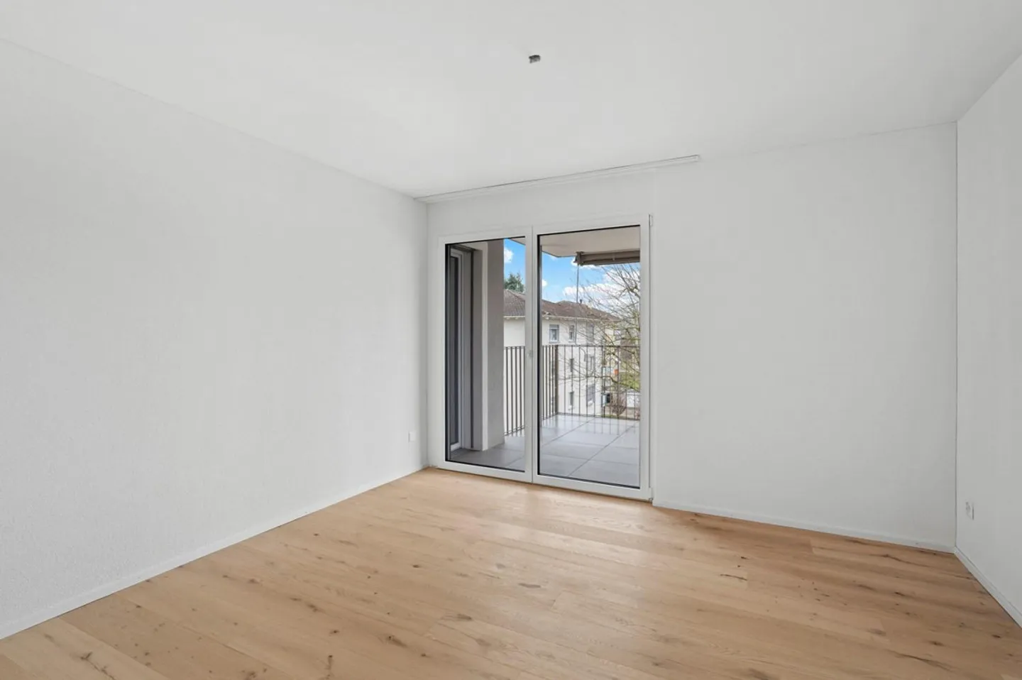 FIRST RENTAL after COMPLETE RENOVATION! 4.5-room apartment! NEW PHOTOS! - Photo 9 of 15