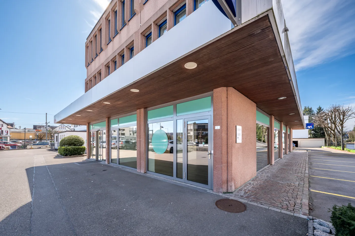 Spazio commerciale moderno e di alta qualità nel centro di Mutschellen - Foto 2 di 12