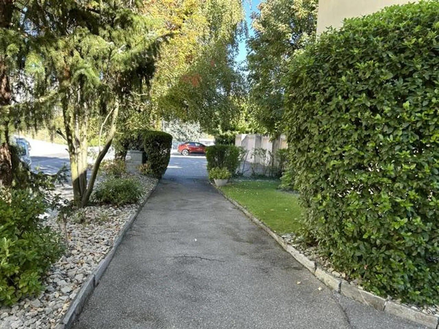 A louer splendide 4.5 pièces dans le quartier résidentiel de Gravelone à Sion - Photo 12 of 13