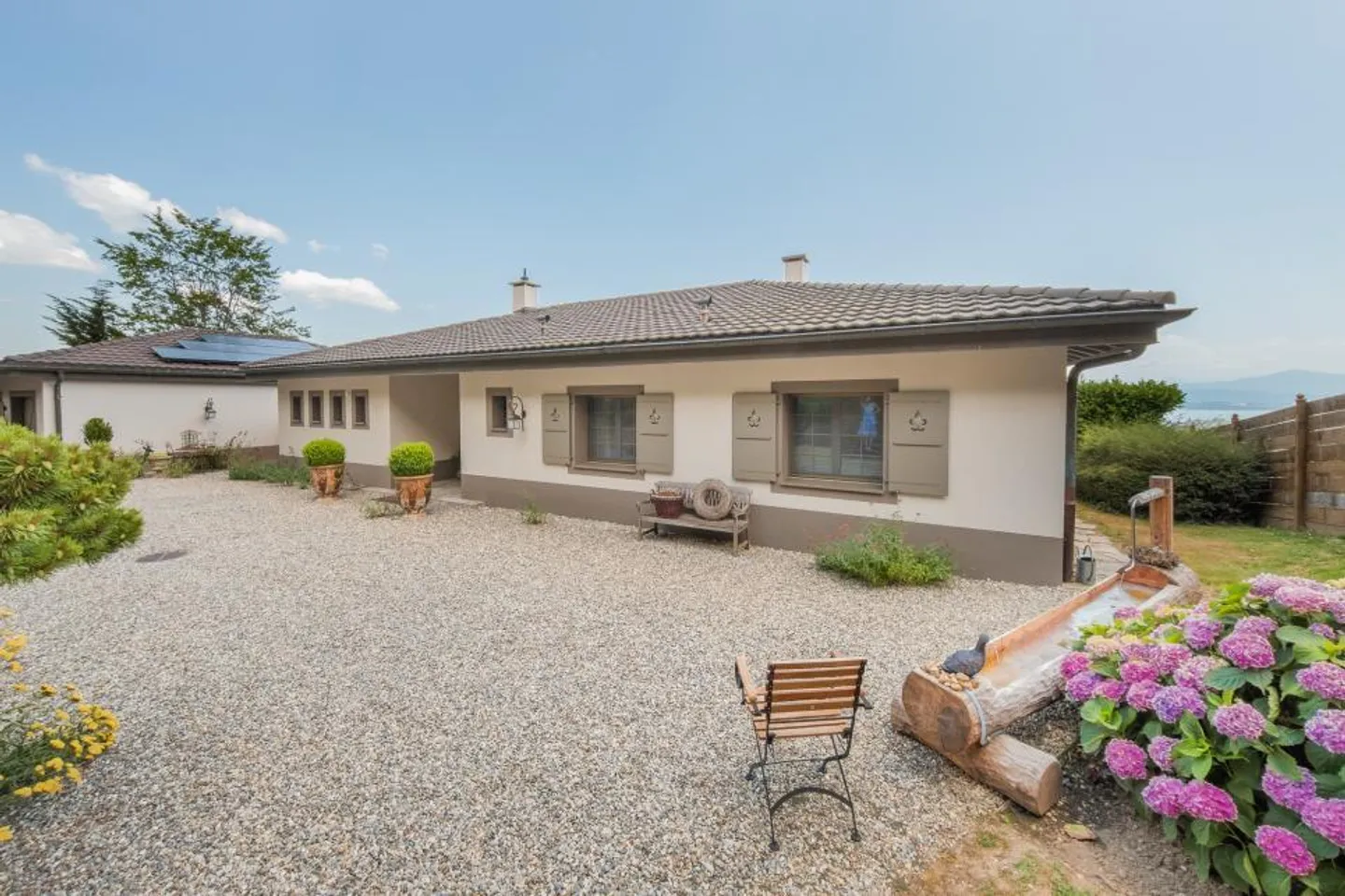 Panoramablick und ruhige Umgebung im Herzen von Bursins - Foto 3 von 11
