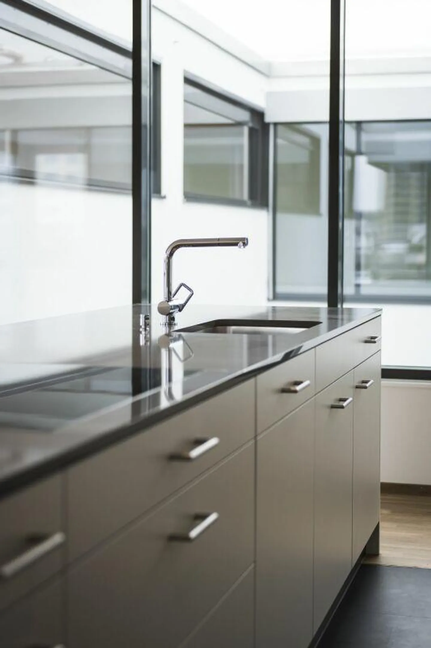 Appartement Attique 4 1/2 pièces au centre d'Uster - Photo 6 sur 8