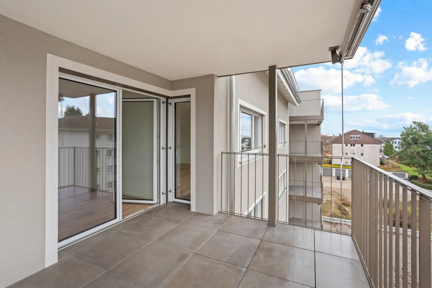 FIRST RENTAL after COMPLETE RENOVATION! 4.5-room apartment! NEW PHOTOS! - Photo 13 of 15