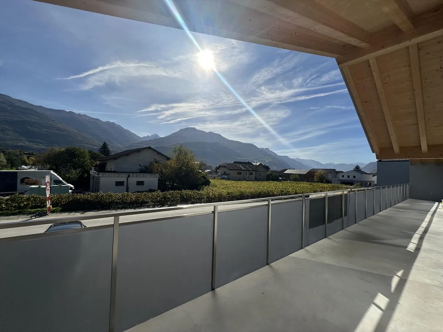 Ultima offerta: 4 1/2 e 2 1/2 stanze (commerciale) - Foto 1 di 15