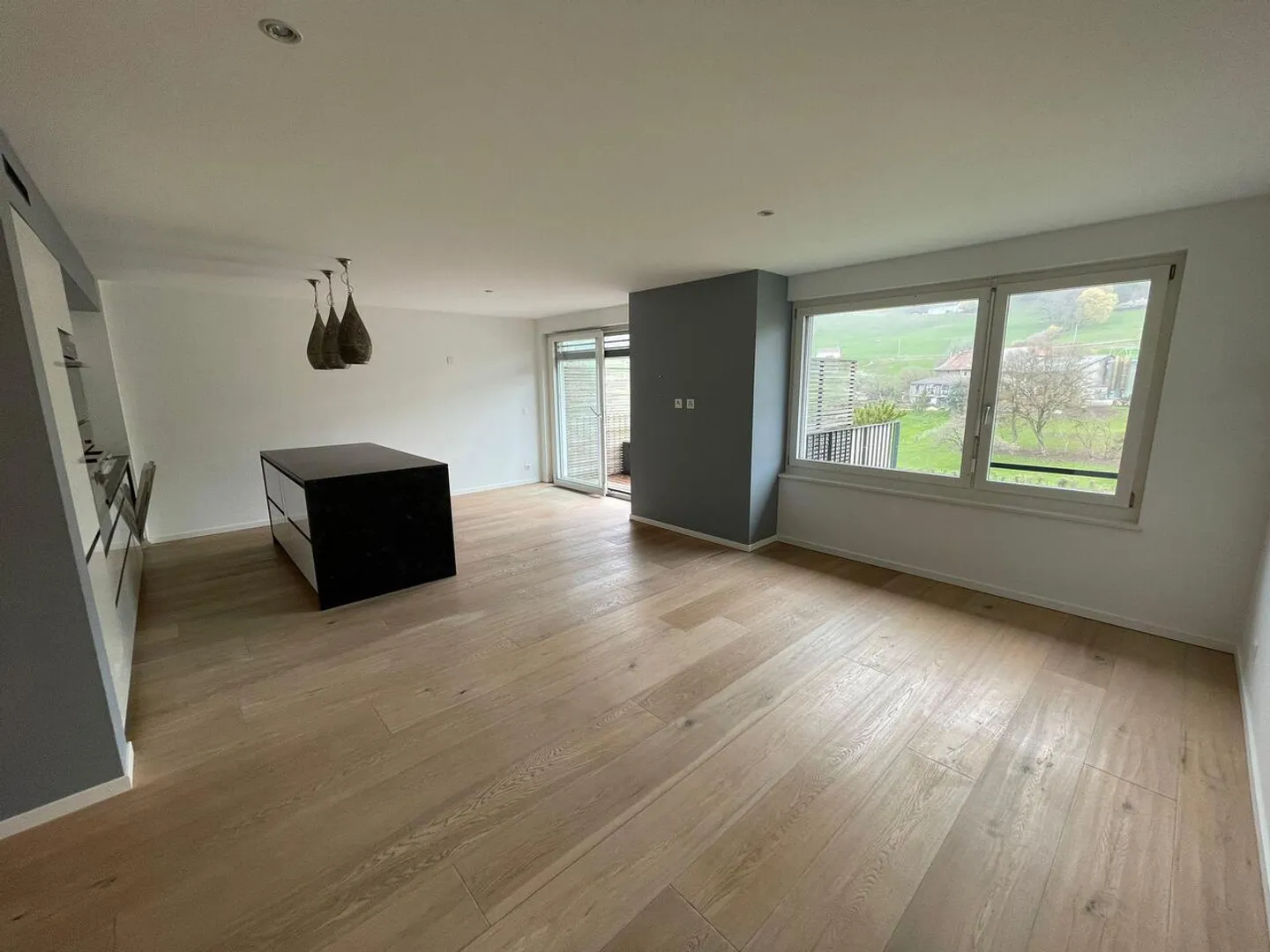 Appartement Charmant avec Terrasse - Photo 1 sur 6