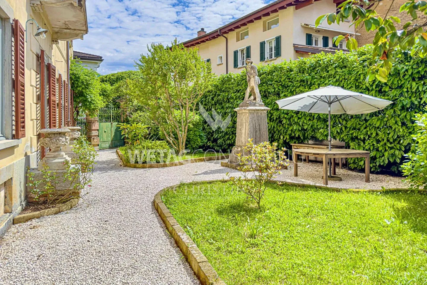 Lugano-Barbengo: villa maestosa completamente ristrutturata in vendita - Foto 2 di 13