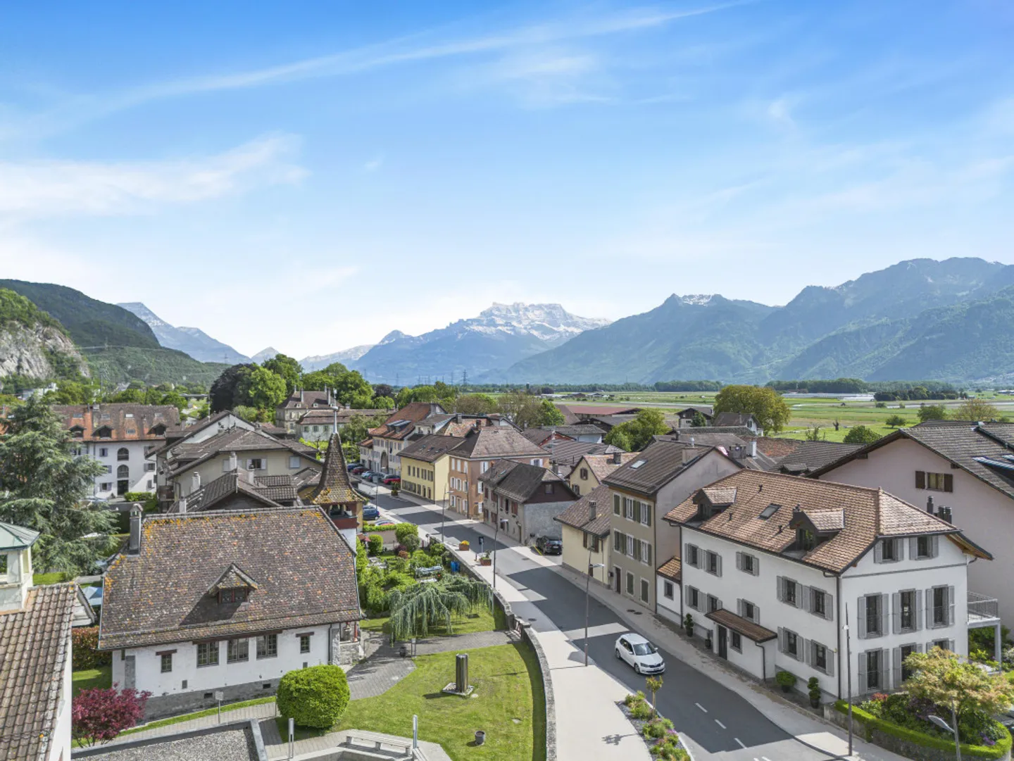 APPARTAMENTO SPLENDIDO CON VISTA SULLE DENTS DU MIDI - Foto 1 di 1