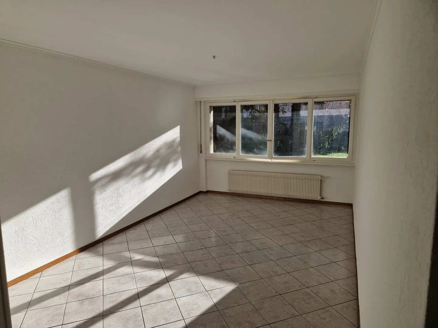 1.0 room apartment on the ground floor - Photo 1 of 3