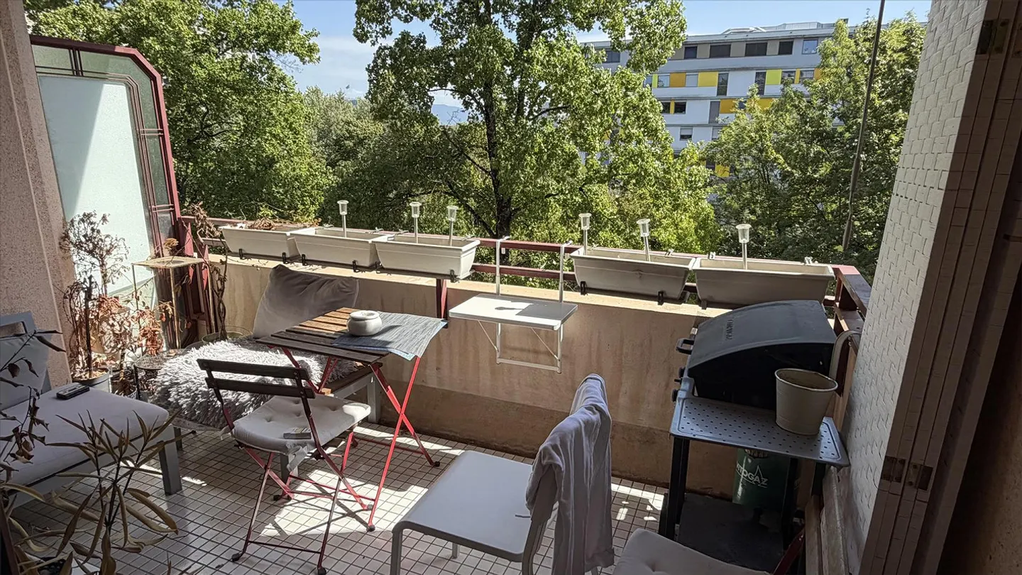 Appartamento di 4 stanze vicino al quartiere delle Nazioni. - Foto 8 di 13