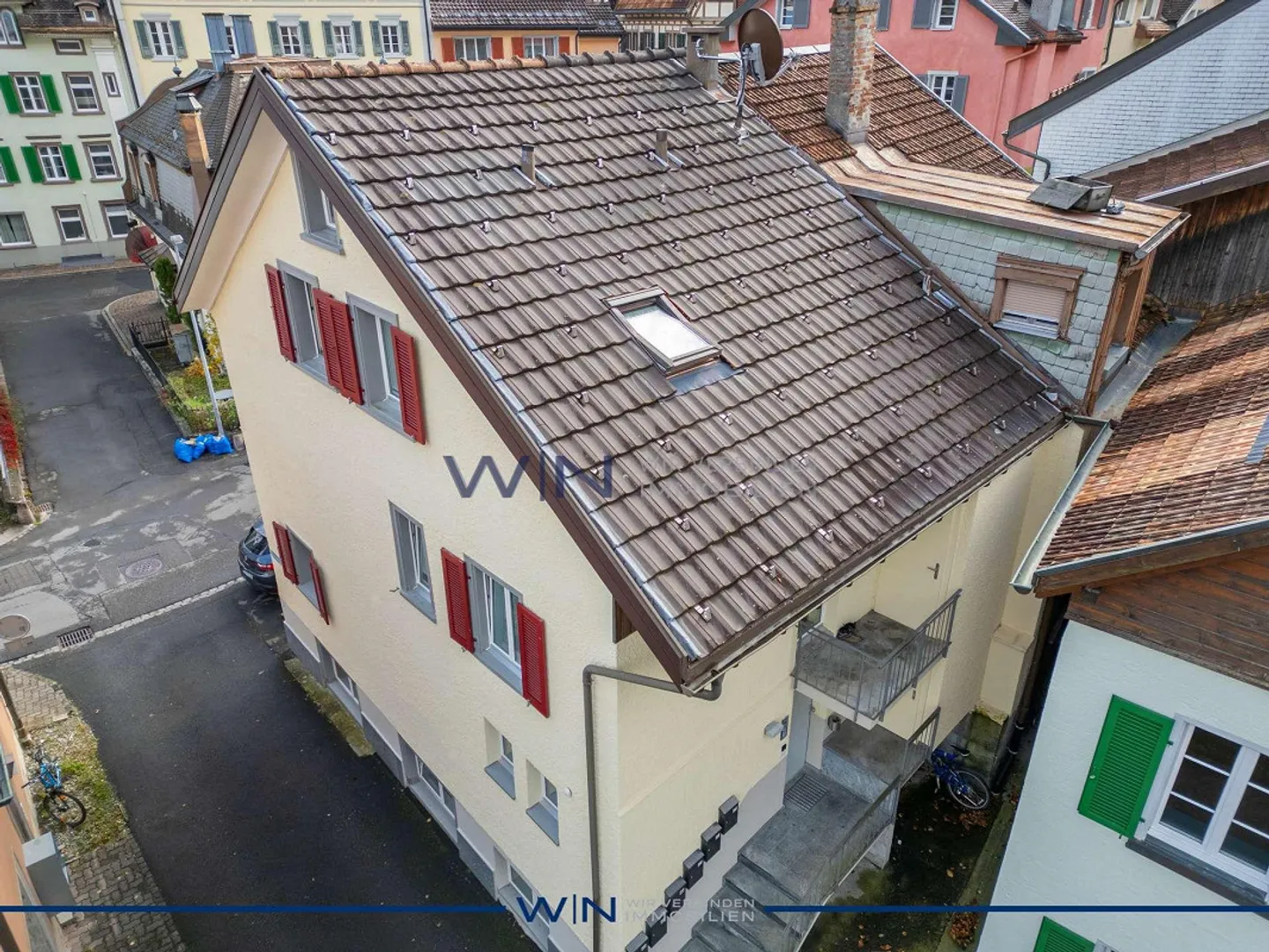 4.6% Center with 7 Units - Fully Rented - Photo 4 of 9