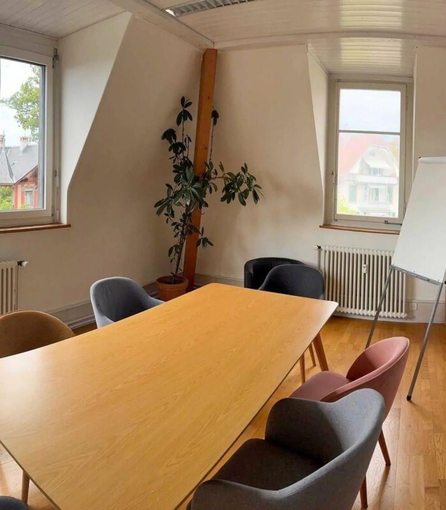 Office Space in Shared Office 10 - 50 m2 - Photo 9 of 11