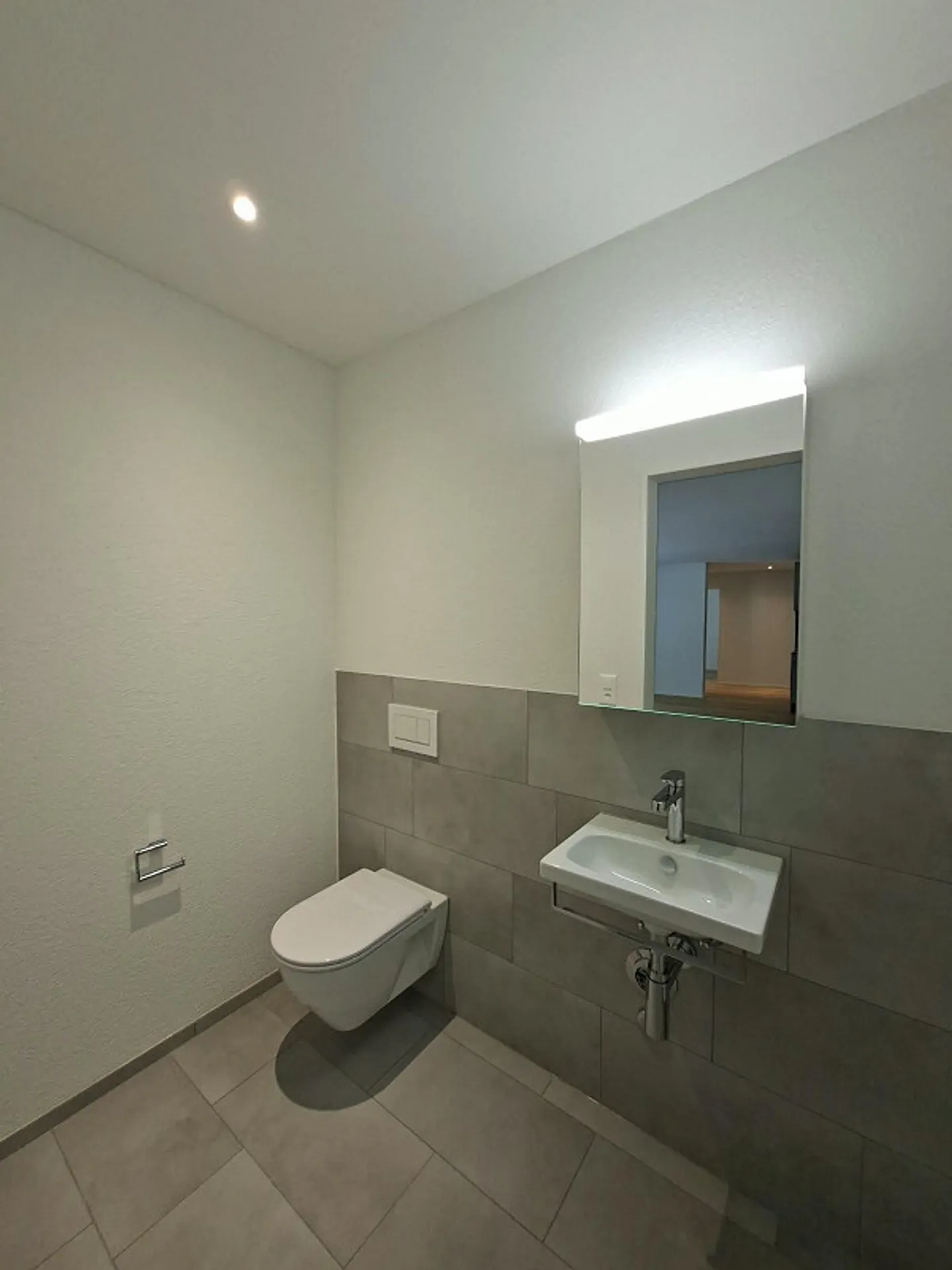 Appartement de 3,5 pièces moderne équipé - Photo 4 sur 8