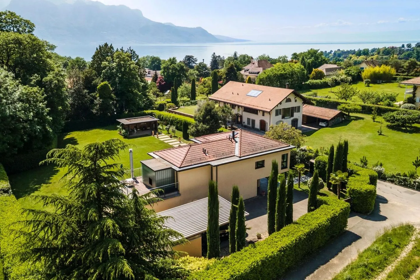 Magnifica dimora ristrutturata in un quartiere rinomato - Foto 2 di 13