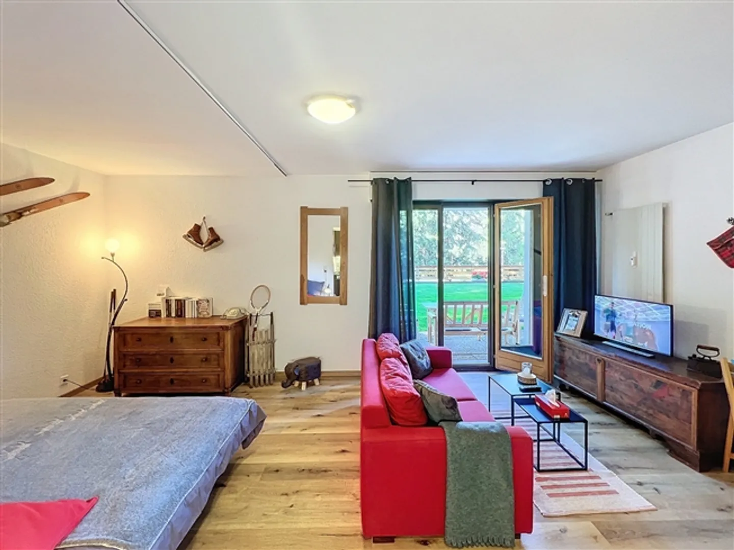 Studio Niveau Jardin - Photo 2 sur 12