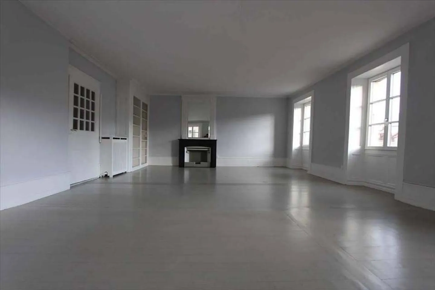 Carouge Apartment - 5.5 Rooms - Photo 1 of 5