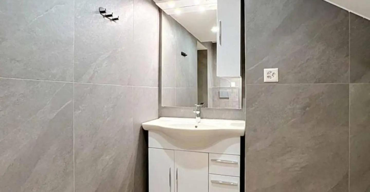 Cornice rurale - Appartamento di 4,5 stanze - Foto 9 di 11