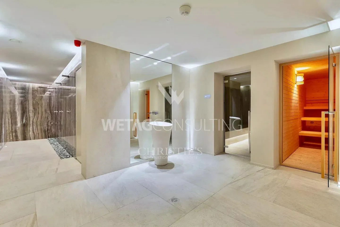 Residenza Cedrus: Appartamento moderno con giardino e vista lago mozzafiato - Foto 12 di 13