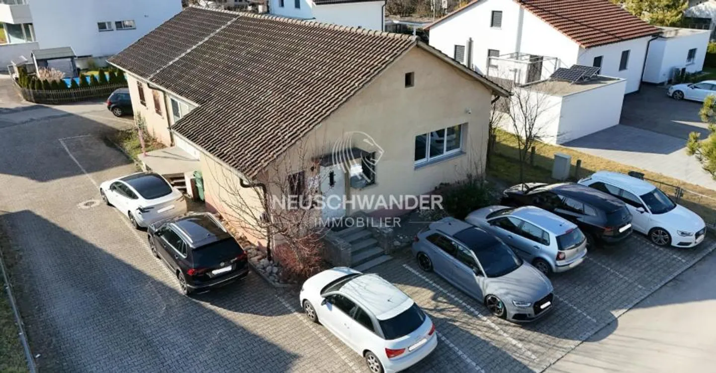 Veränderbares Familienhaus - Foto 1 von 8