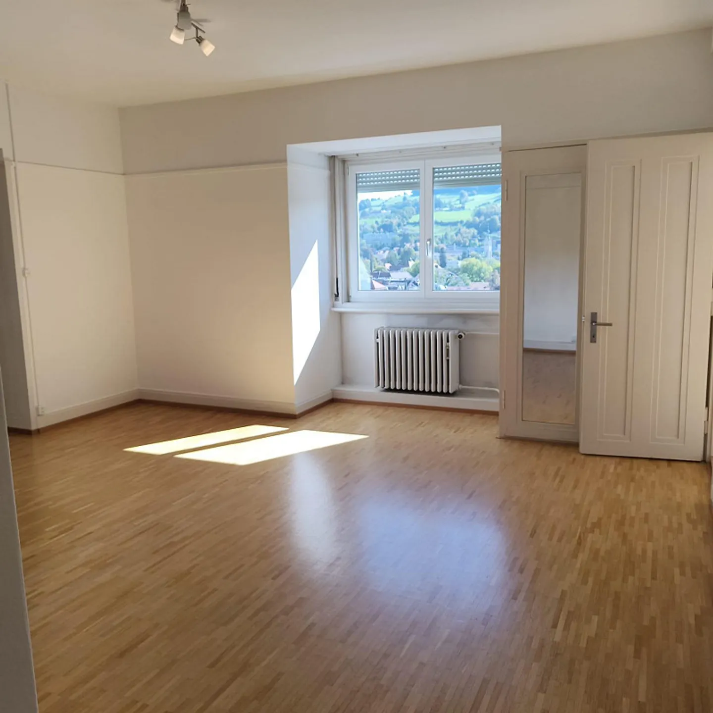 4.5 Room Apartment in City Villa with Stunning View - Photo 4 of 11
