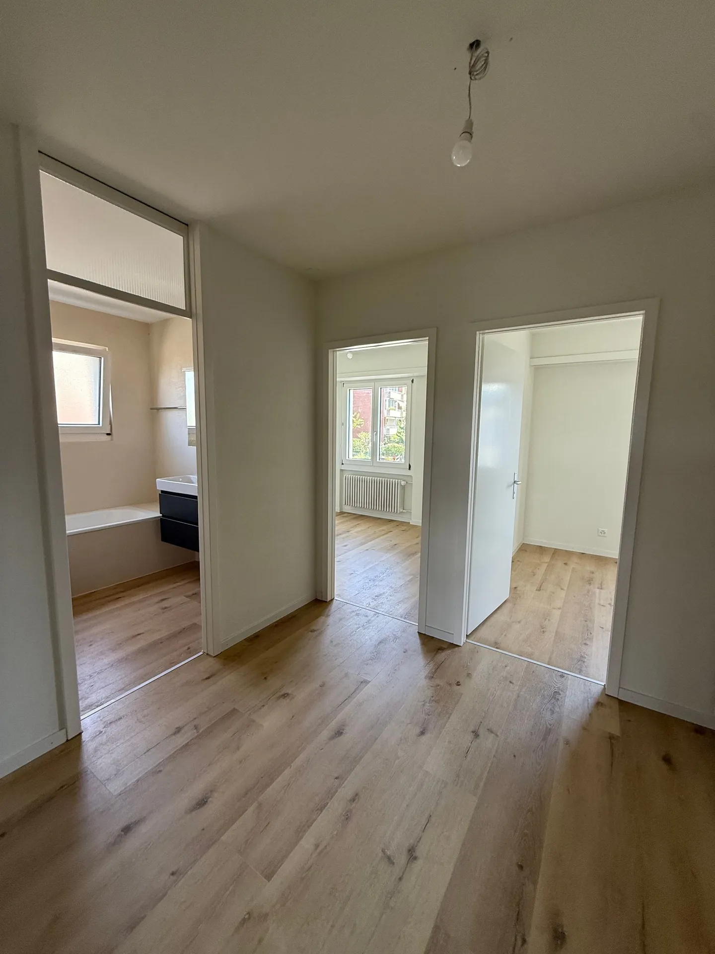 Casa a schiera ristrutturata con giardino in affitto ad Aesch - Foto 10 di 15